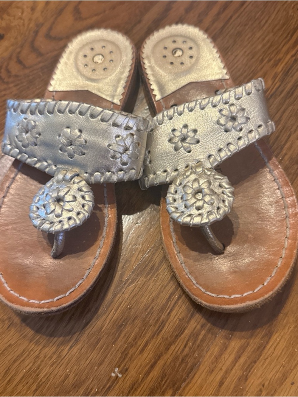 Jack Rogers Girls platinum miss Hamilton Thong Sandals size 12